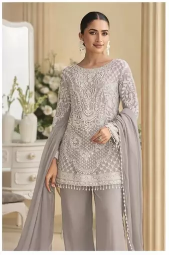 Mauve palazzo set with beadwork and sequins.