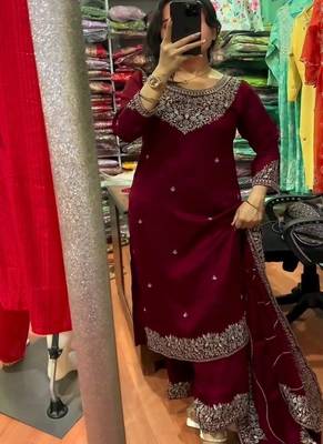 Dark wine silk blend straight kurta with silver accents 2