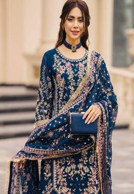 Blue floral embroidered suit 4