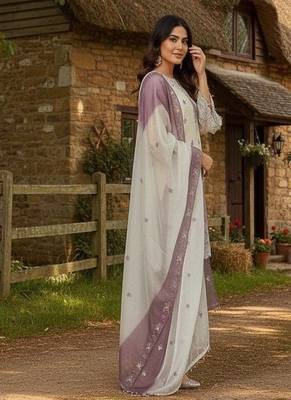 Light purple garden party suit 2