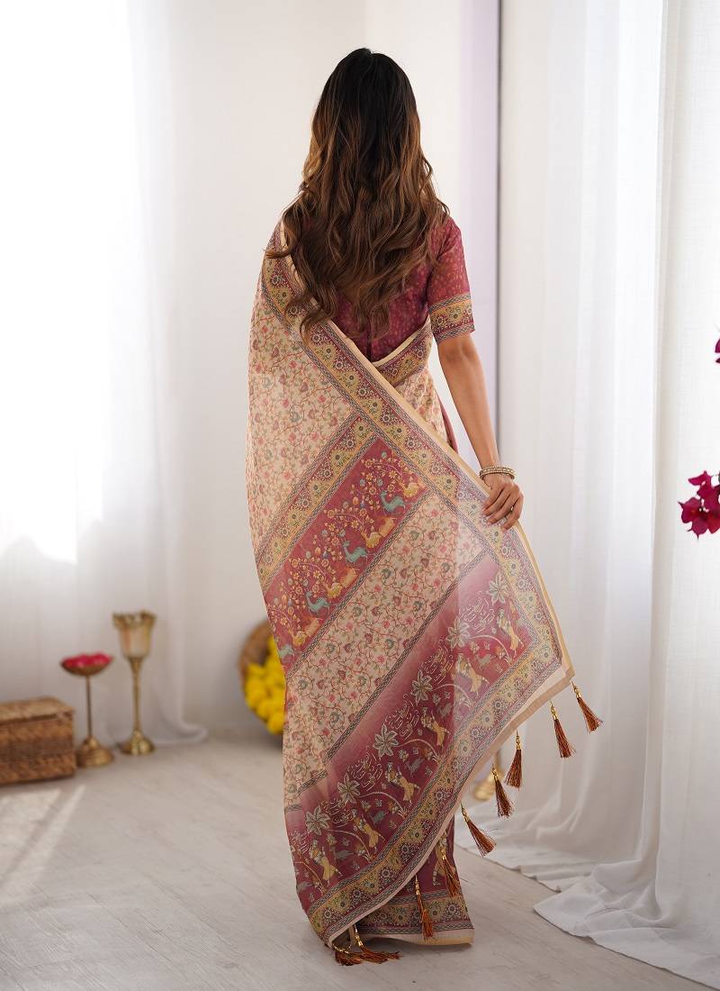 Cream handloom cotton saree with floral jaal, peacock motifs & storytelling pallu