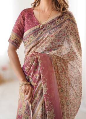 Cream handloom cotton saree with floral jaal, peacock motifs & storytelling pallu 4