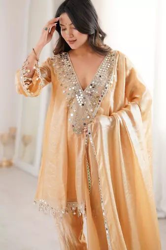 Chiku women fendy fabric mirror work kurti set with pant & dupatta