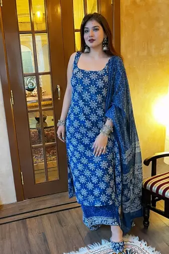 Navy blue printed kurta set