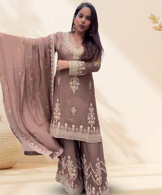 Brown embroidered kurta set 1