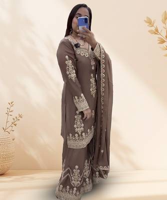 Brown embroidered kurta set 3