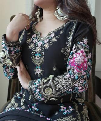 Black embroidered suit set 2