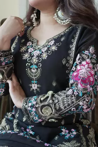 Black embroidered suit set