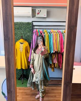 Light green embroidered kurta set 3