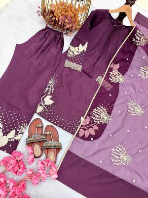 Plum embroidered kurta set 2
