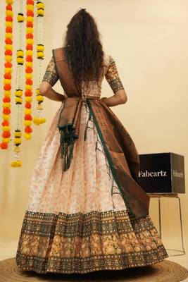 Beautiful South Indian Style ed Half Saree with Blouse and Banarasi Dupatta for Women 2