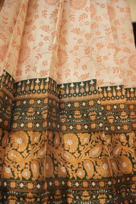 Beautiful South Indian Style ed Half Saree with Blouse and Banarasi Dupatta for Women 4