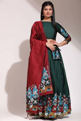 Beautiful South Indian Style ed Half Saree with Blouse and Banarasi Dupatta for Women 4
