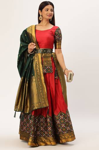 Beautiful South Indian Style Semi-Stitched Half Saree with Blouse and Banarasi Dupatta for Women