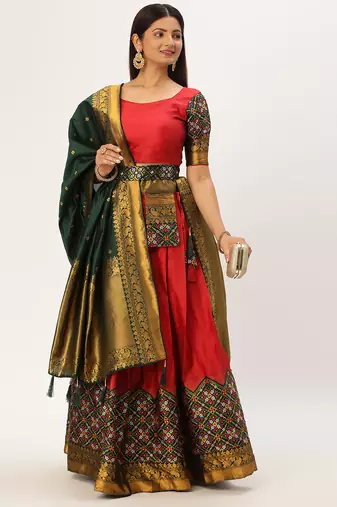 Beautiful South Indian Style Semi-Stitched Half Saree with Blouse and Banarasi Dupatta for Women