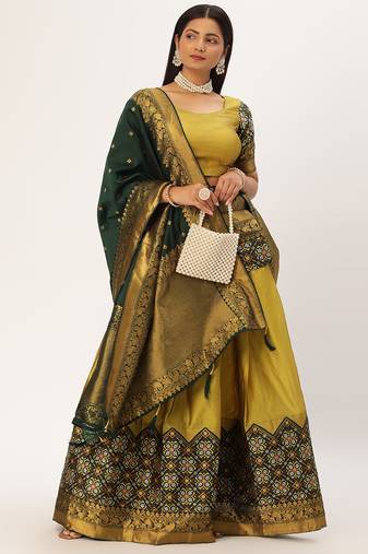 Beautiful South Indian Style Semi-Stitched Half Saree with Blouse and Banarasi Dupatta for Women