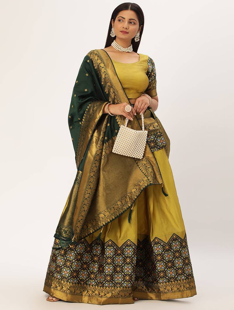 Beautiful South Indian Style Semi-Stitched Half Saree with Blouse and Banarasi Dupatta for Women