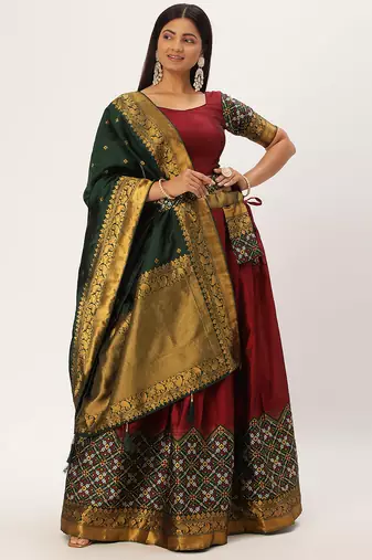 Beautiful South Indian Style Semi-Stitched Half Saree with Blouse and Banarasi Dupatta for Women