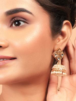 Gold-toned kundan square stud jhumka earrings with pearls 4