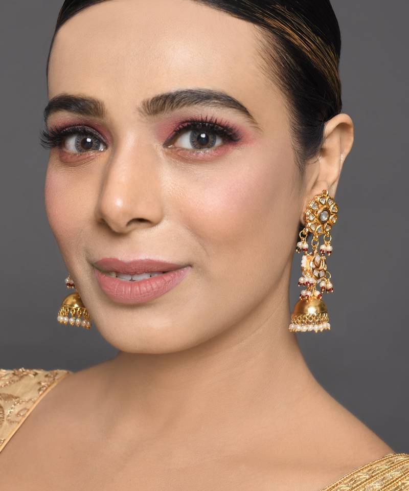 Gold-toned kundan pearl jhumka earrings