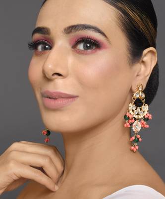 Handcrafted kundan drop earrings 2