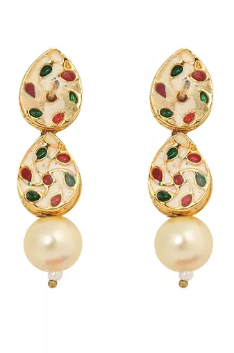 Handcrafted kundan tear drop earrings