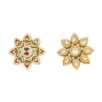 Handcrafted kundan floral stud earrings 3