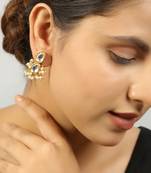 Handcrafted kundan stud earrings with pearls