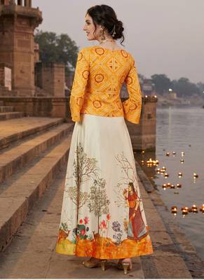 Panihari Pichwai Print SemiStitched Satin Crop-Top choli 2