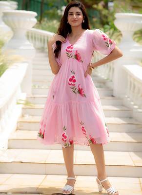 Light pink rayon kota checks digital print kurti 1