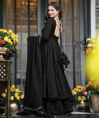Black fuax blooming party wear embroidery  suit set 3