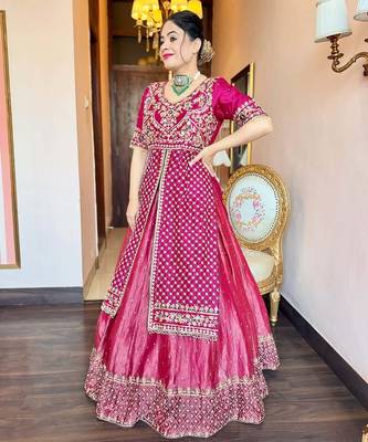 PINK CHINON  SILK PARTY WEAR EMBROIDERY CROP TOP  WITH BLOUSE LEHENGA CHOLI 2
