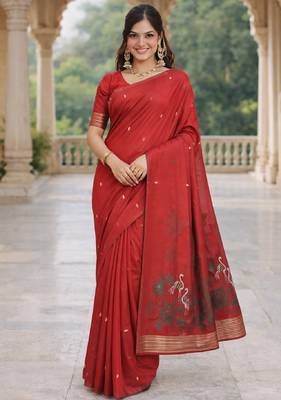 Red lillen saree with unstitched blouse piece 2