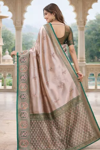 Green gajri silk blend saree with unstitched blouse piece