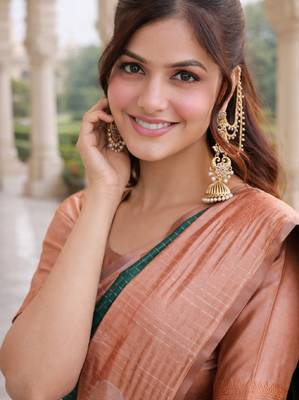 Rust green silk blend saree with unstitched blouse piece 4