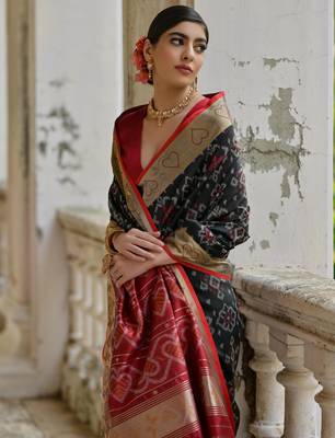 Black soft raw silk zari woven saree with blouse 4