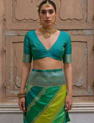 Multicolor banarasi silk zari woven saree with blouse 4