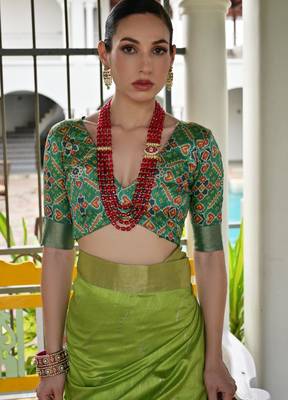 Green khadi raw silk meena weaving patola saree with blouse 3