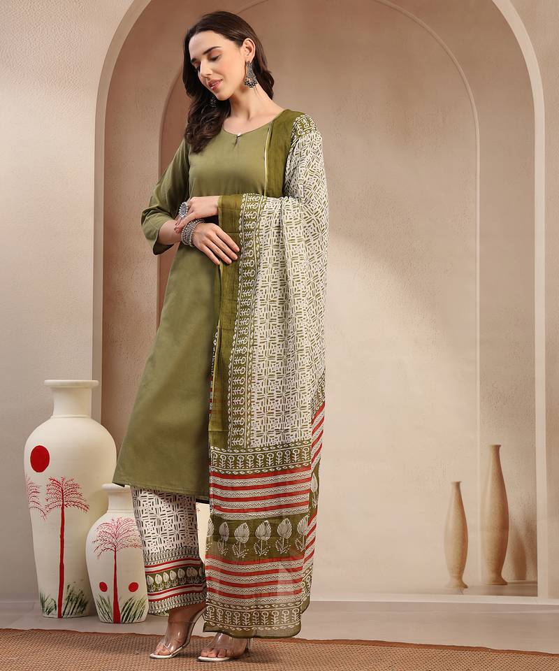 Women green solid print kurta palazzo with dupatta set stitched