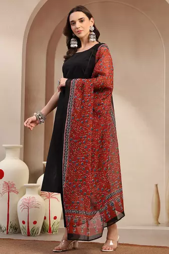 Women black red solid print kurta pant  with dupatta set stitched