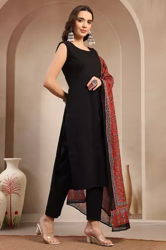 Women black red solid print kurta pant  with dupatta set stitched