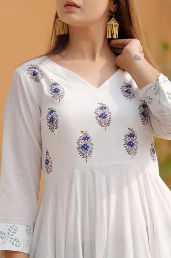 Women white printed anarkali kurta with dupatta set stitched