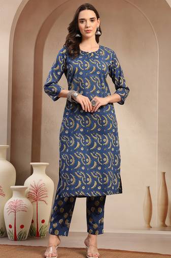 Women blue printed straigth kurta with pyjama  set stitched