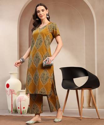 Women yellow printed straigth kurta with pyjama  set stitched 4