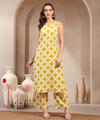 Women yellow printed straigth kurta with pyjama  set stitched 1