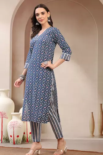 Women yellow printed straigth kurta with pyjama  set stitched