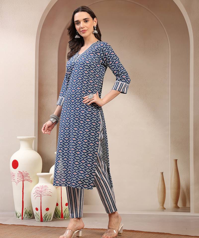 Women yellow printed straigth kurta with pyjama  set stitched