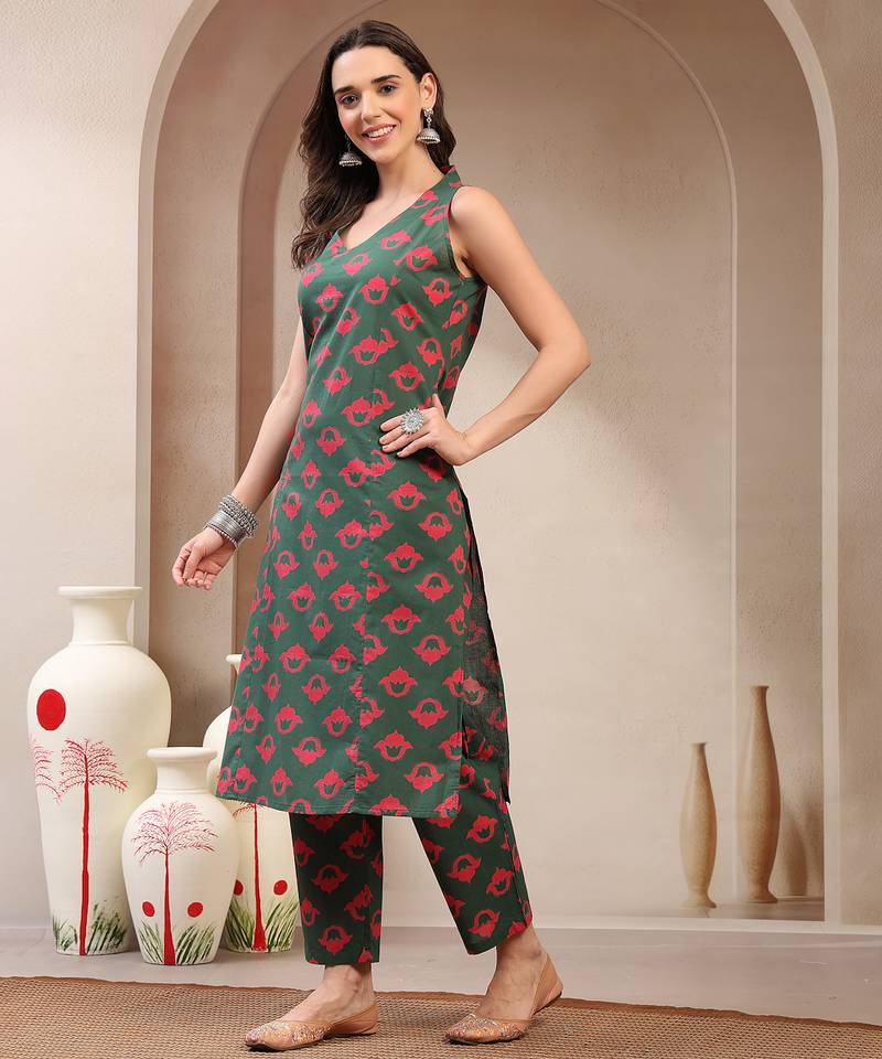 Women yellow printed straigth kurta with pyjama  set stitched