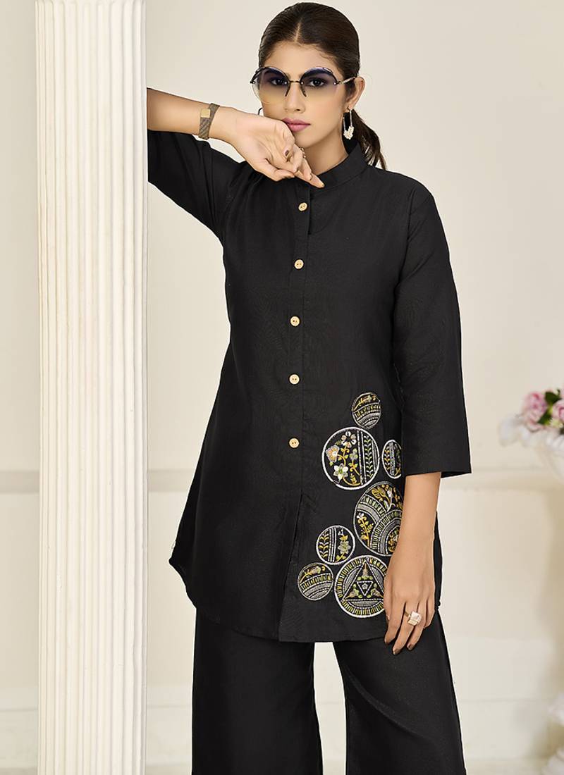 Black rayon slub embroidered co-ord set