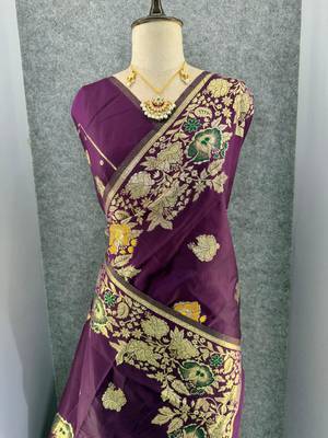 plum color banarasi art silk saree with plain blouse 1